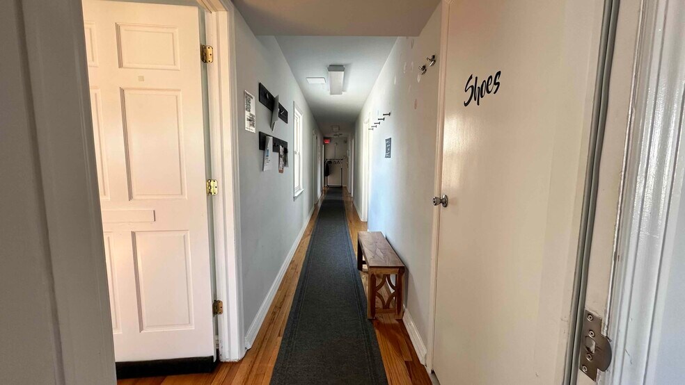 More Photos Of 501-509 Hicksville Rd, Massapequa Loft Creative Space For Lease