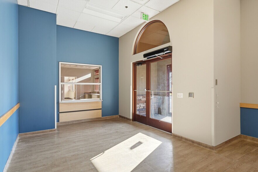 More Photos Of 6825 Burden Blvd, Pasco Medical For Lease