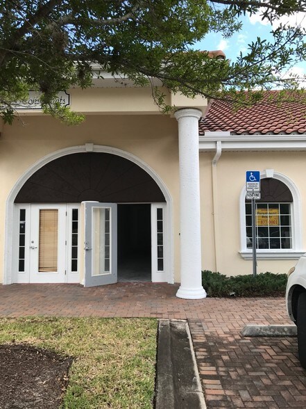 More Photos Of 1507 Park Center Dr, Orlando Office For Lease