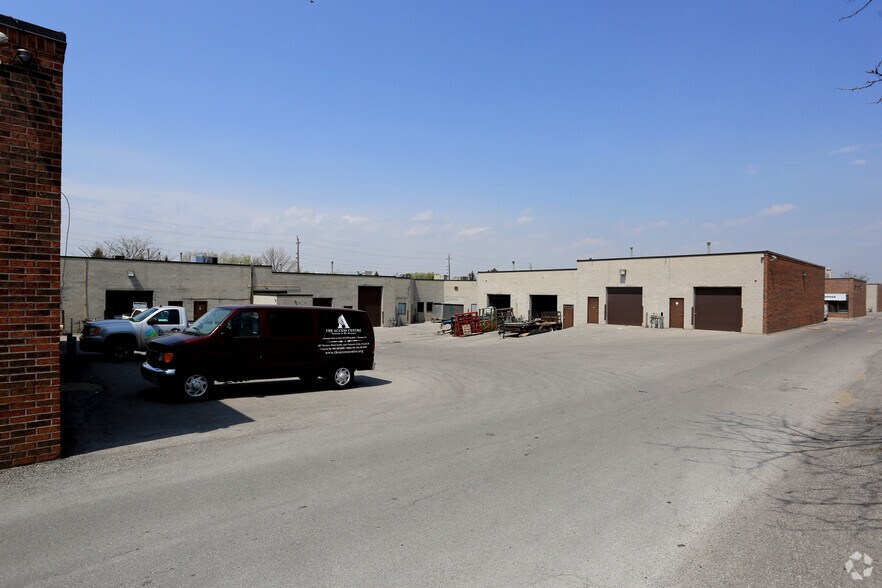 More Photos Of 487 Westney Rd S, Ajax Storefront Retail Office For Lease