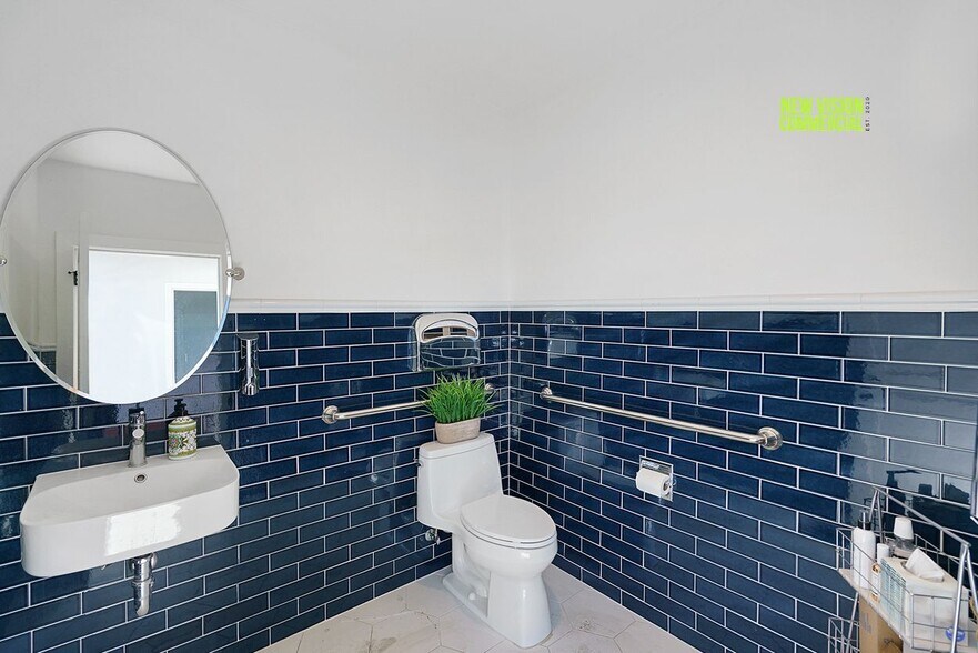 More Photos Of 104 W Whittier Blvd, Montebello Loft Creative Space For Lease