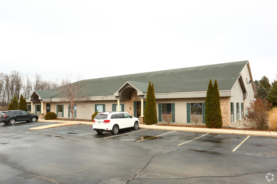 Primary Photo Of 1798 Holloway Dr, Holt Showroom For Lease