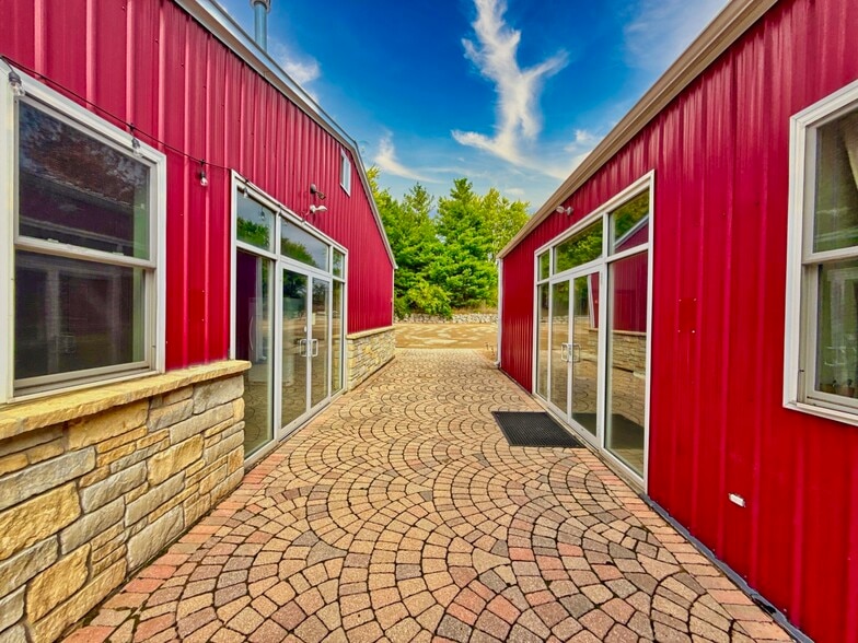 More Photos Of 4N250 State Route 47, Maple Park Restaurant For Sale