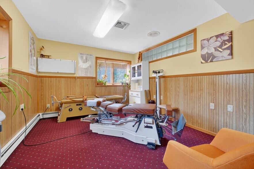 More Photos Of 2 Renee Gate St, Cortlandt Manor Office For Sale