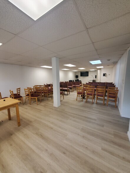More Photos Of 715 S Shamrock Rd, Bel Air Office Residential For Sale