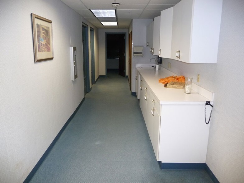 More Photos Of 221 N Main St, Goshen Office For Lease