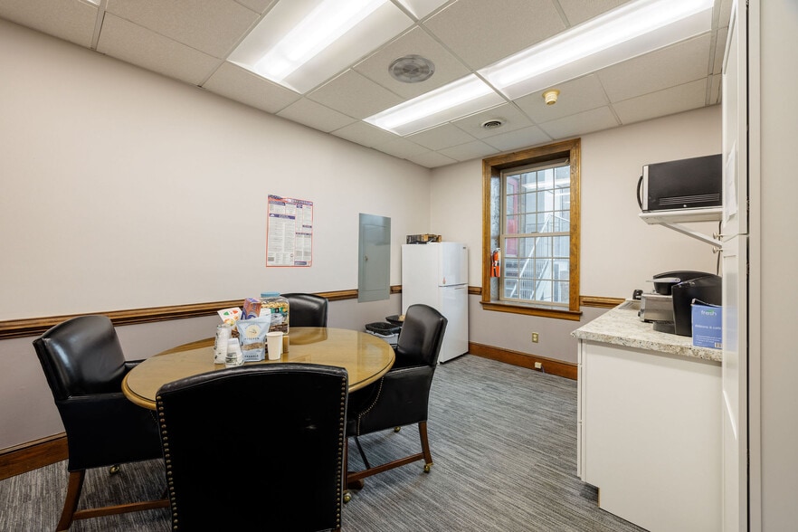More Photos Of 16 S 2nd St, Richmond Office For Lease