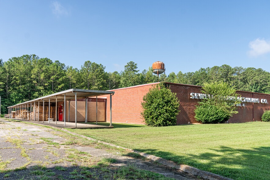 More Photos Of 2580 Highway 46, Heflin Warehouse For Sale