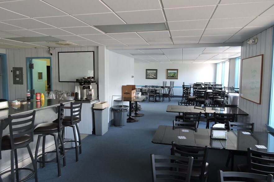More Photos Of 6722 State Route 31, Cicero Golf Course Driving Range For Sale