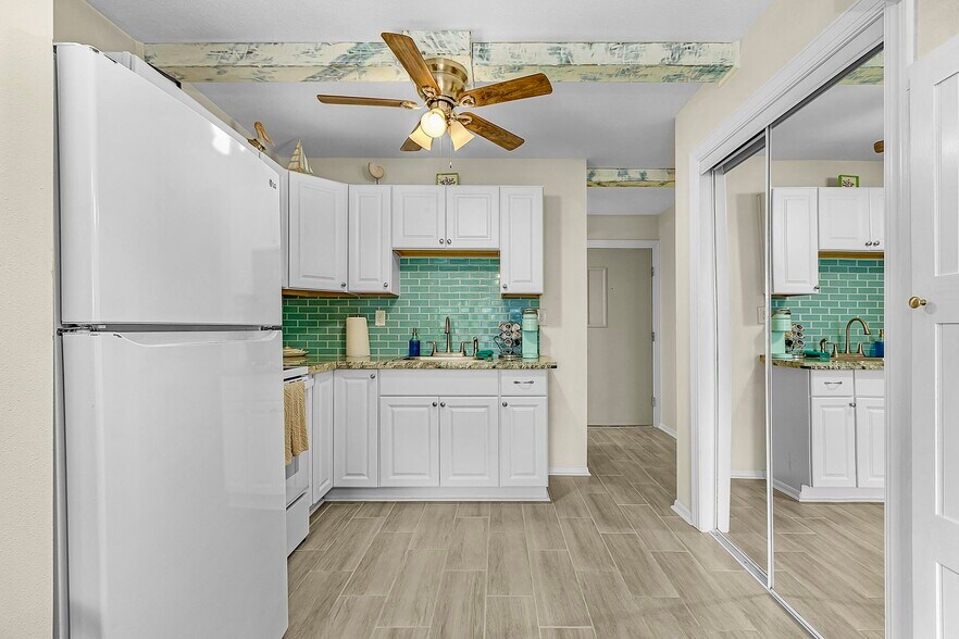 More Photos Of 3226 Stringfellow Rd, Saint James City Apartments For Sale