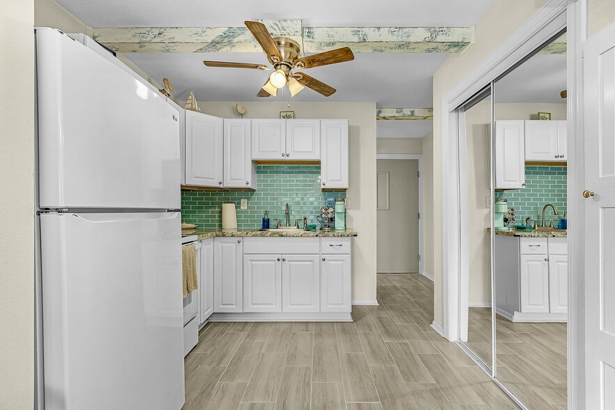 More Photos Of 3226 Stringfellow Rd, Saint James City Apartments For Sale