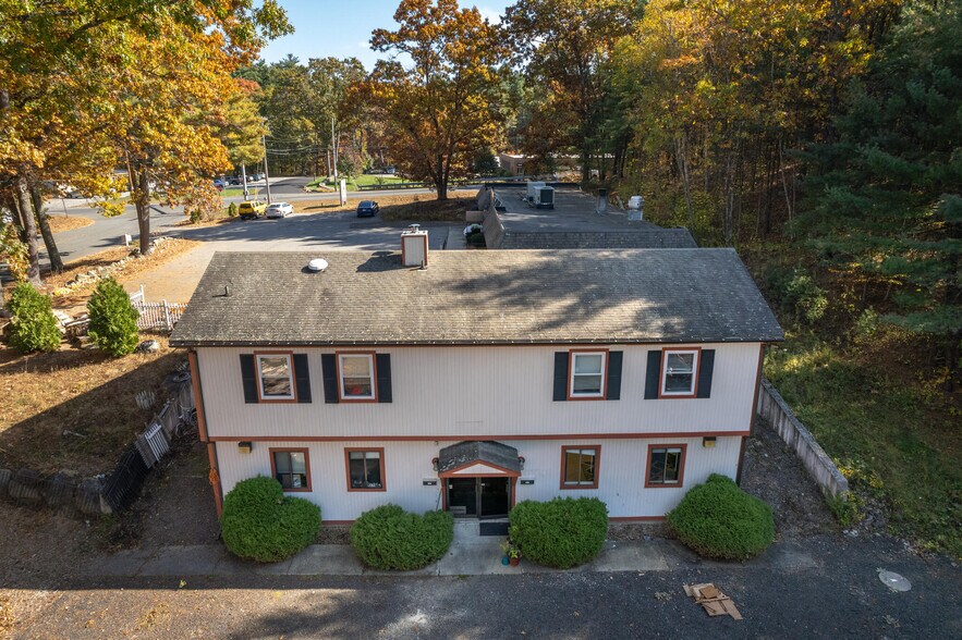 More Photos Of 414 Boston St, Topsfield Office For Sale