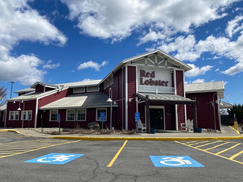 More Photos Of 711-756 Upper Glen St, Queensbury Unknown For Lease