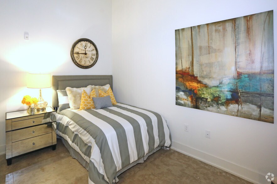 More Photos Of 575 E 4th St, Winston-Salem Apartments For Lease