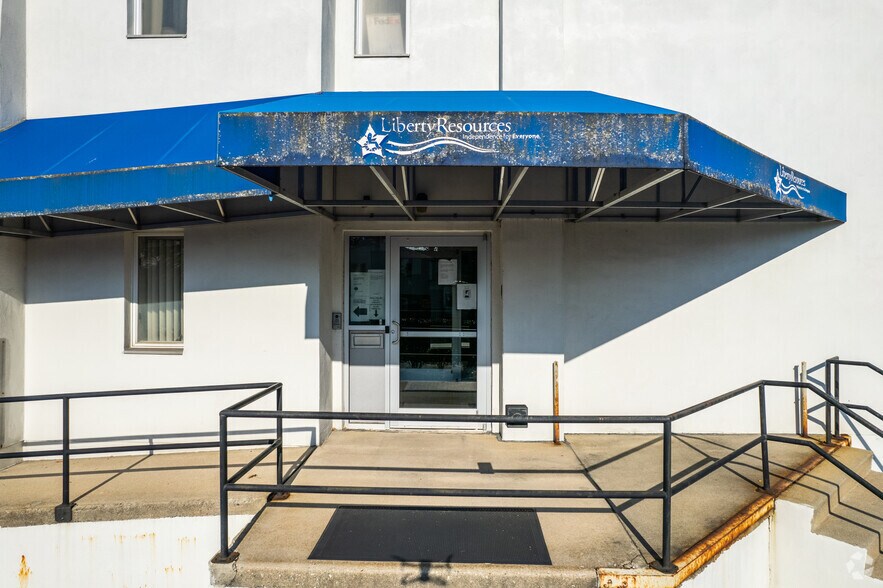 More Photos Of 919 S 9th St, Allentown Office For Lease