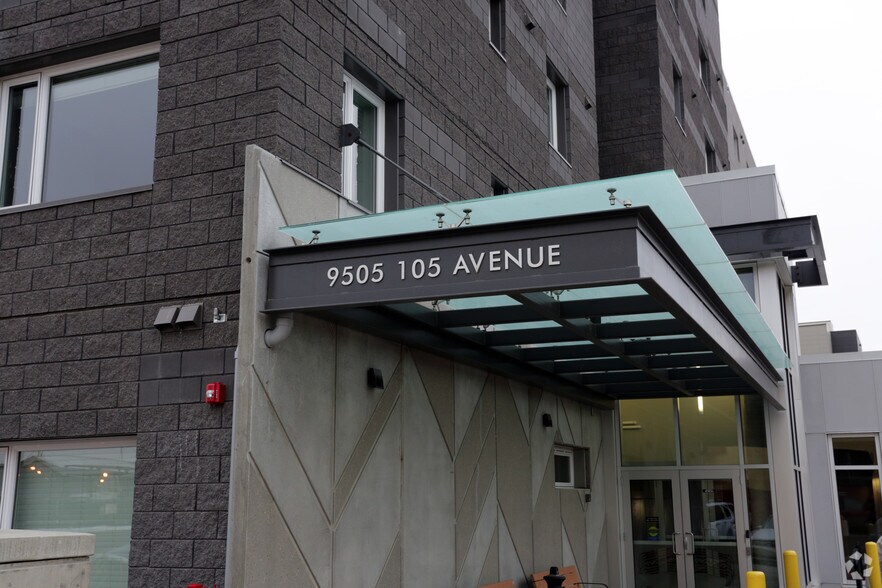 More Photos Of 9505 105th Ave NW, Edmonton Apartments For Lease