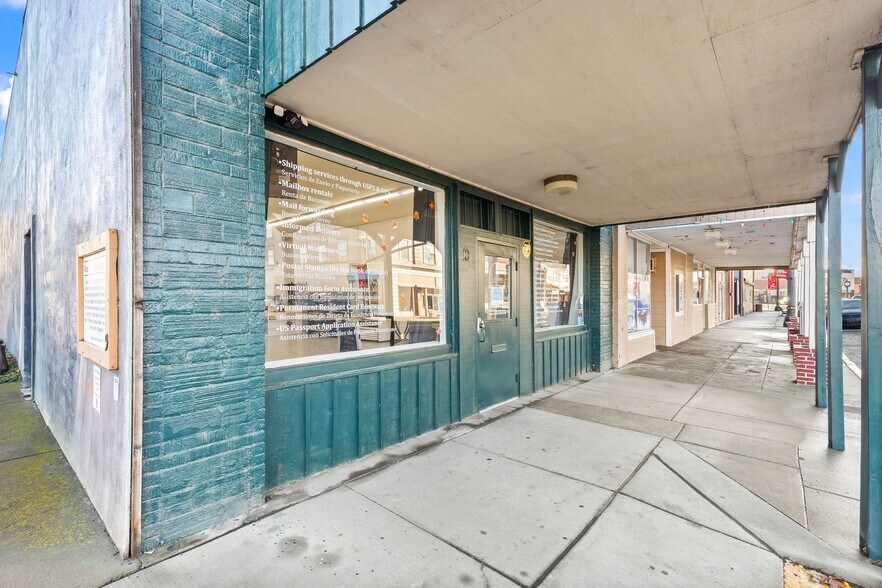 More Photos Of 10 S Toppenish Ave, Toppenish General Retail For Sale