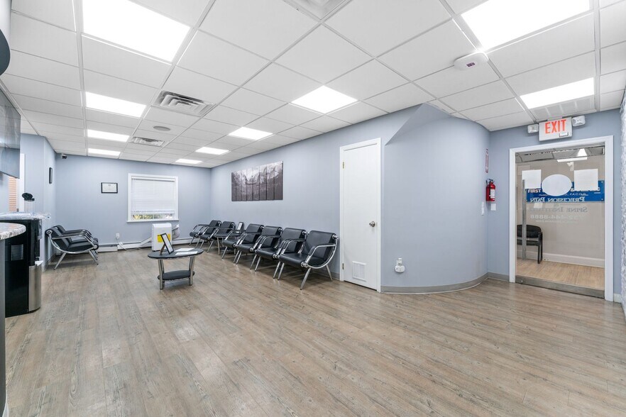 More Photos Of 1115 Clifton Ave, Clifton Medical For Lease