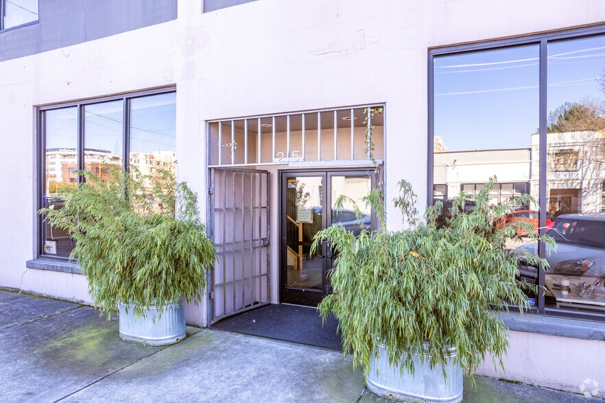 More Photos Of 215 W 4th St, Vancouver Office Residential For Lease