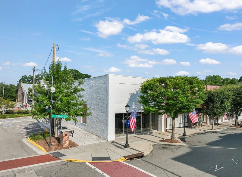 More Photos Of 32 N Main St, Wendell Office For Lease