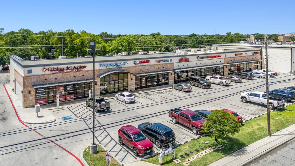 More Photos Of 1714 SW Military Dr, San Antonio General Retail For Sale