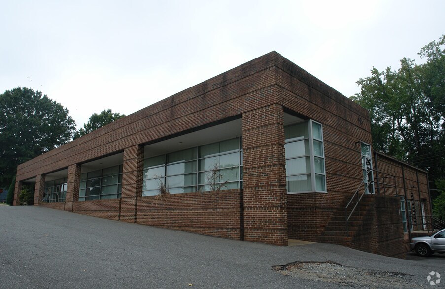 More Photos Of 4732 Lebanon Rd, Mint Hill Light Distribution For Sale