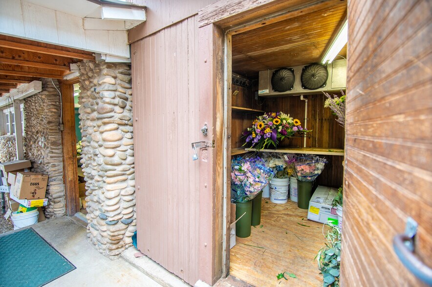 More Photos Of 30 N Market St, Cortez Garden Center For Sale