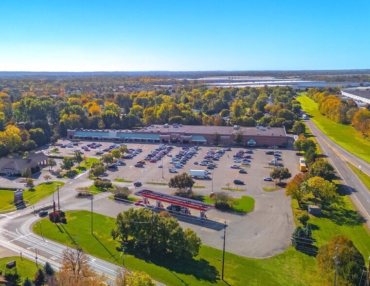 Primary Photo Of 6011-6029 Groveport Rd, Groveport Unknown For Lease