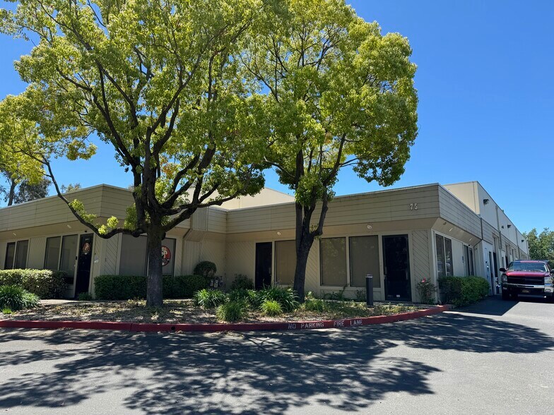 Primary Photo Of 75 Executive Ave, Rohnert Park Warehouse For Lease