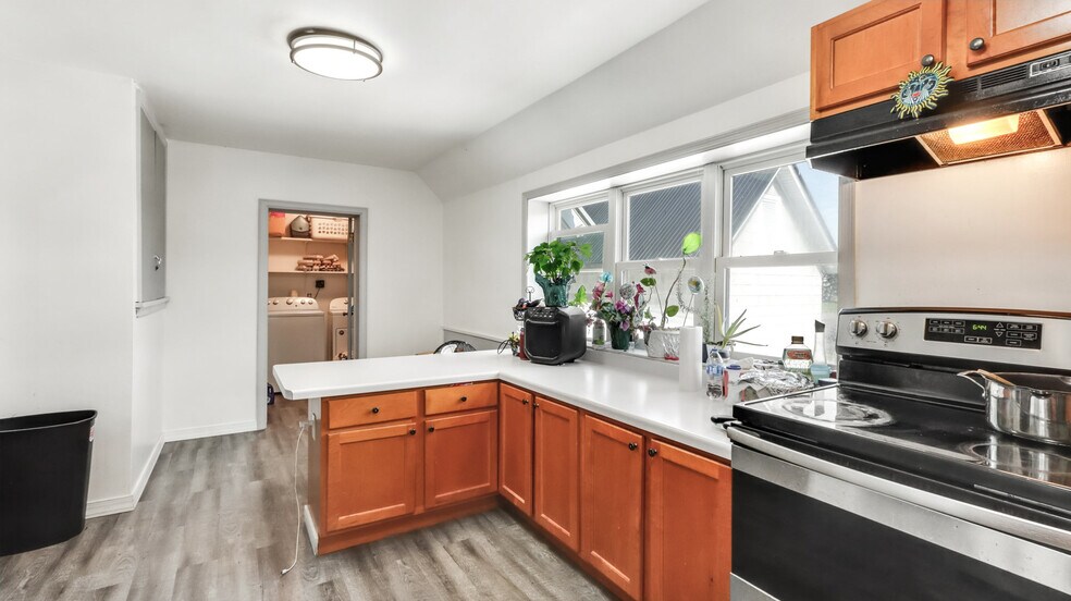 More Photos Of 106 S Harding St, Owen Apartments For Sale