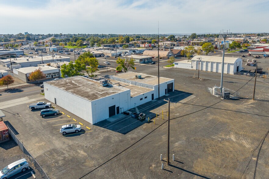 More Photos Of 610 E Broadway Ave, Moses Lake Freestanding For Lease