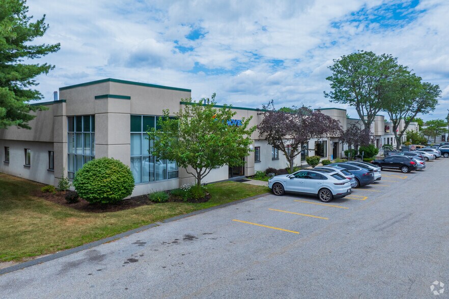 More Photos Of 150 New Boston St, Woburn Research And Development For Lease