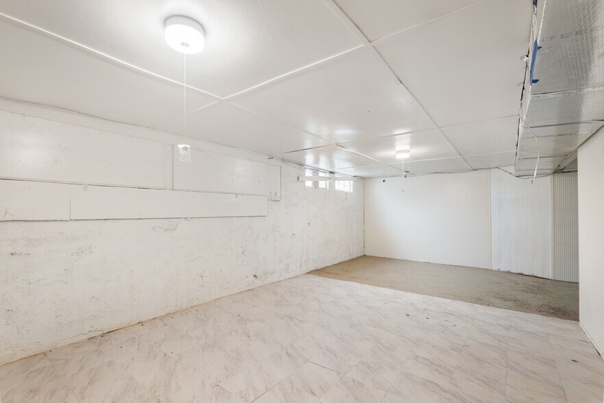 More Photos Of 191 SW 5th Ave, Ontario Specialty For Sale