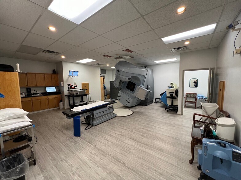 More Photos Of 609 Virginia Ave, Ponca City Healthcare For Lease