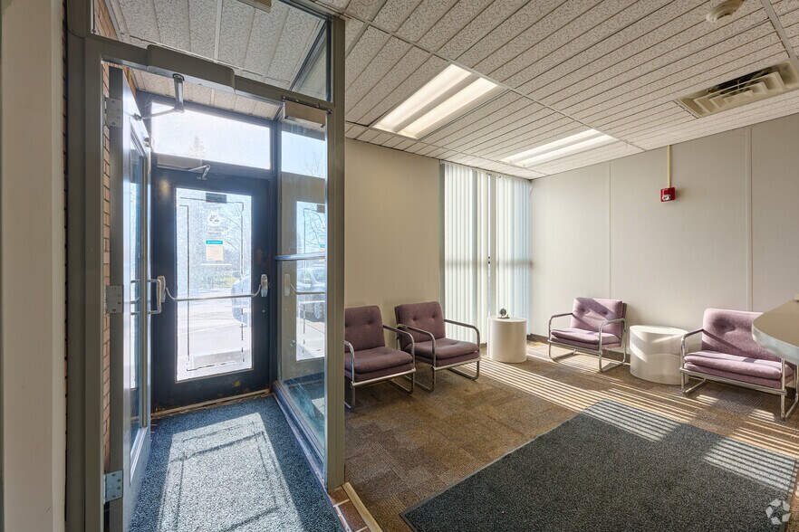 More Photos Of 293 Patriot Way, Rochester Industrial For Sale