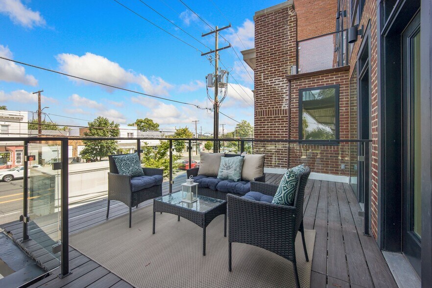 More Photos Of 2027 Rhode Island Ave NE, Washington Apartments For Sale