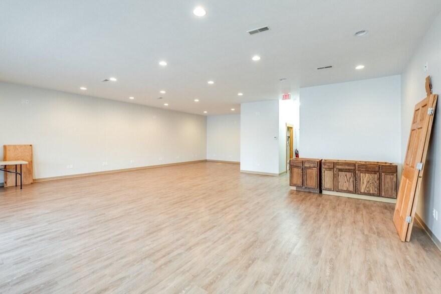 More Photos Of 2149 Wadsworth Rd, Norton Office For Sale