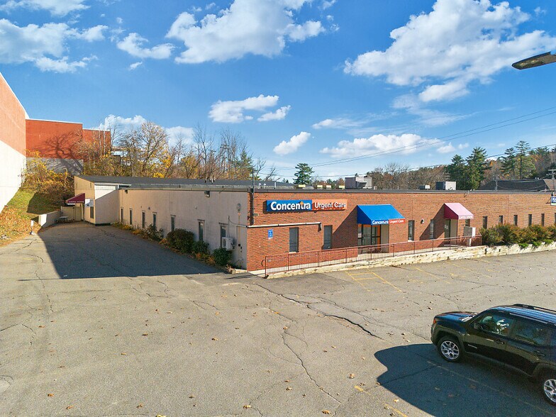 More Photos Of 219 Capitol St, Augusta Office For Lease