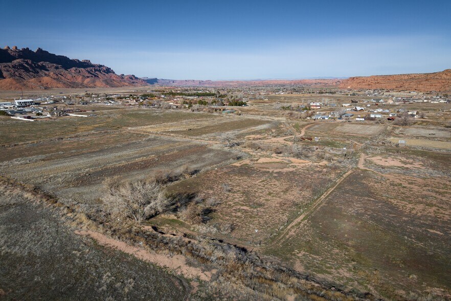 More Photos Of 35 Acres West Coronado, Moab Land For Sale