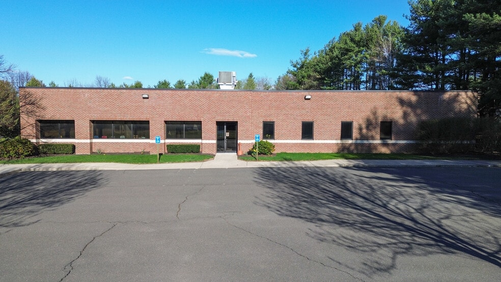 More Photos Of 47 Commerce Dr, Bristol Manufacturing For Sale