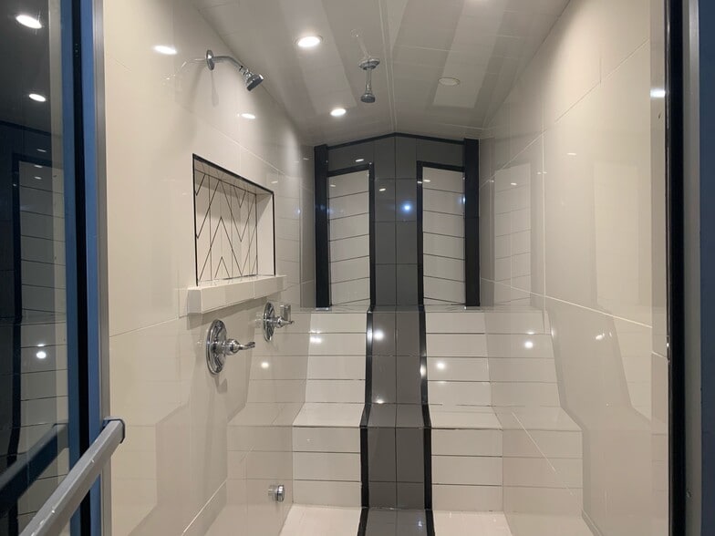 More Photos Of 555 Whitehall St SW, Atlanta Distribution For Lease