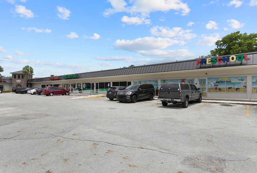 More Photos Of 7331-7399 Davie Road Ext, Hollywood General Retail For Lease