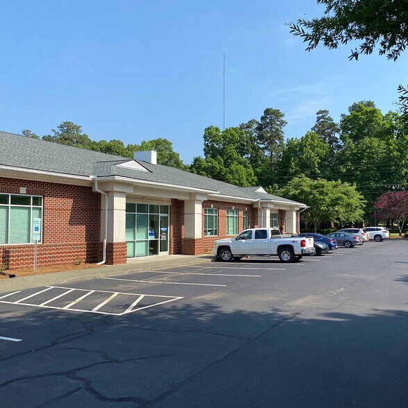 More Photos Of 1210 Trinity Rd, Raleigh Office For Lease