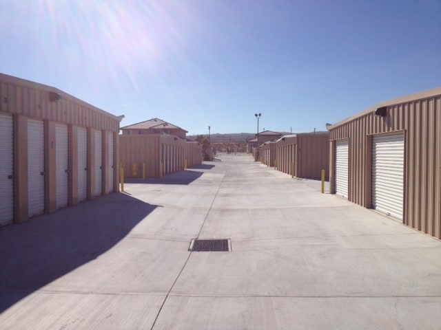More Photos Of 2185 W Main St, Barstow Self Storage For Sale