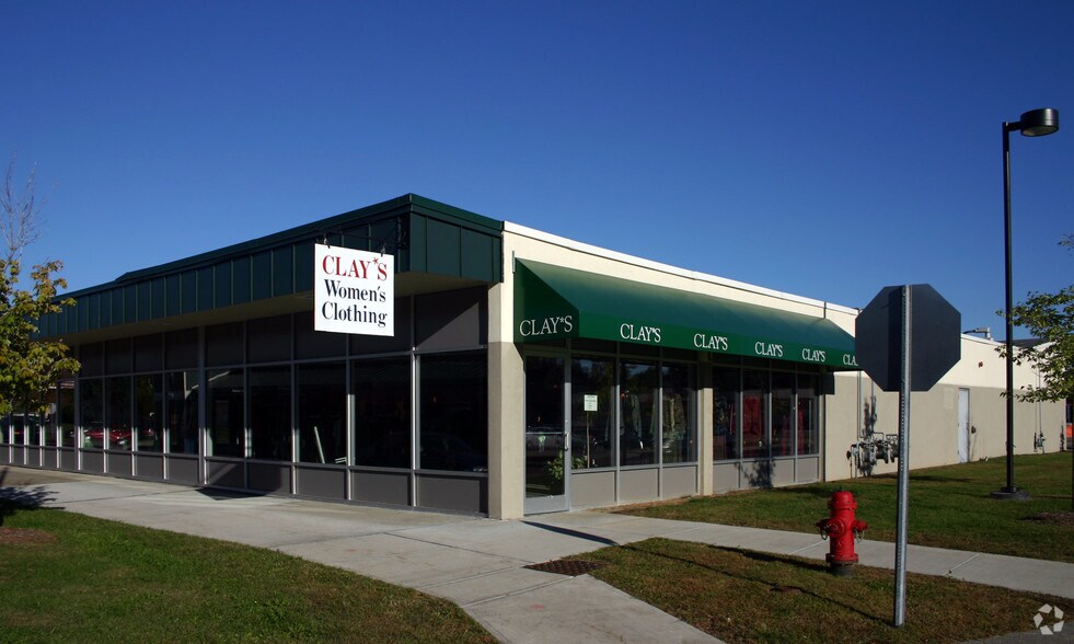 More Photos Of 1127 North Ave, Burlington General Retail For Lease