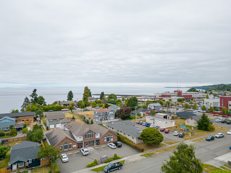 More Photos Of 811 Georgiana St, Port Angeles Medical For Sale