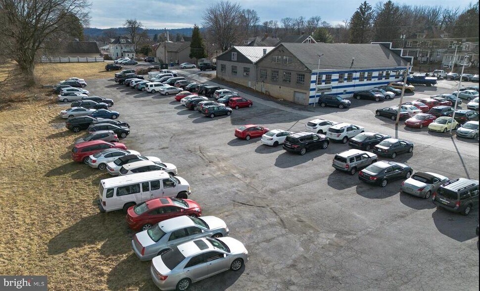 More Photos Of 1537 Bridge St, New Cumberland Auto Dealership For Lease