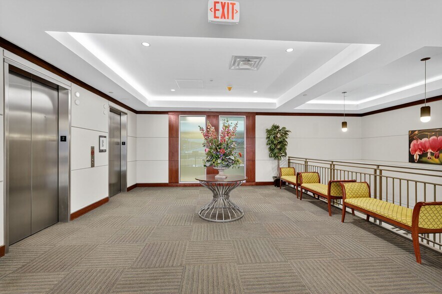 More Photos Of 8220 Meadowbridge Rd, Mechanicsville Medical For Lease