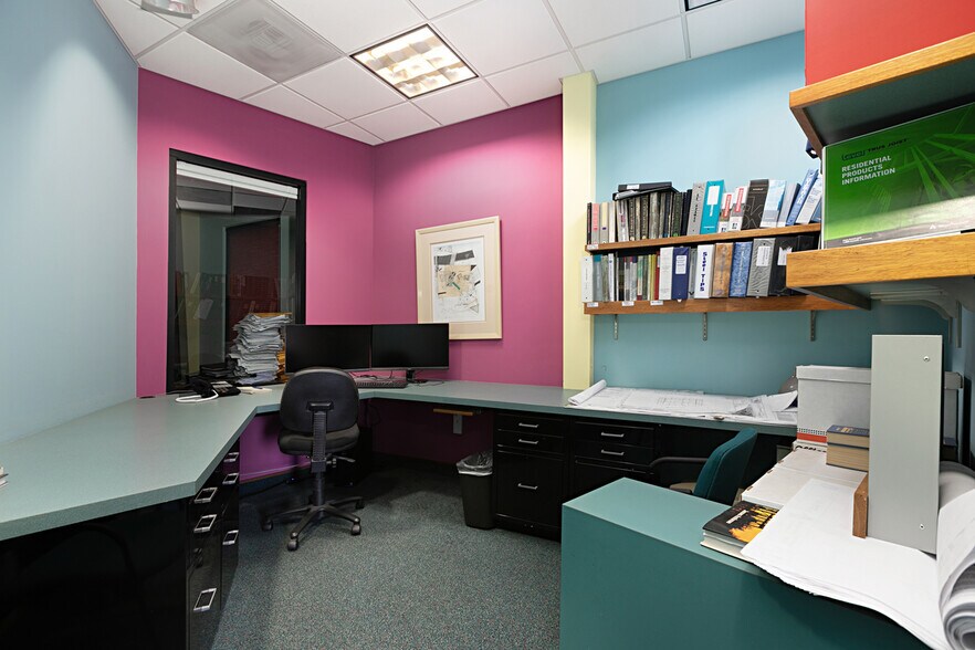 More Photos Of 8736 Production Ave, San Diego Light Manufacturing For Lease