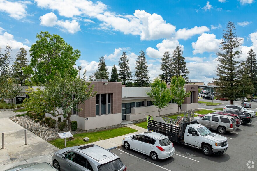 More Photos Of 6001 Truxtun Ave, Bakersfield Medical For Lease